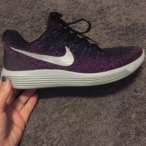 Worn once! Men’s lunarepic flyknit 2 shoes!